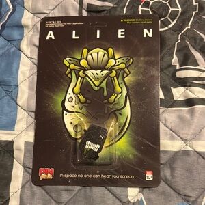 Alien movie pin